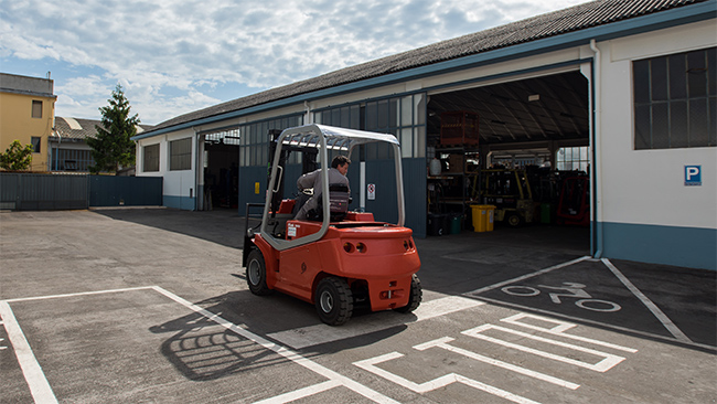 Corso di formazione conduzione carrelli elevatori – 27, 28 e 29 APRILE 2026
